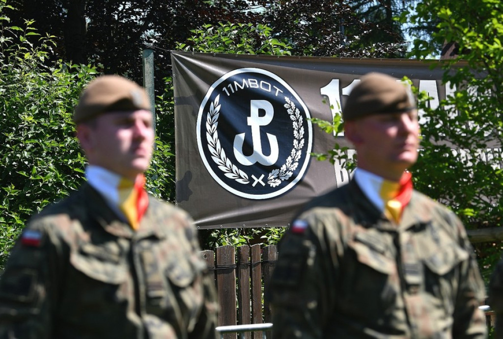 Wojskowe ślubowanie na Równi Krupowej