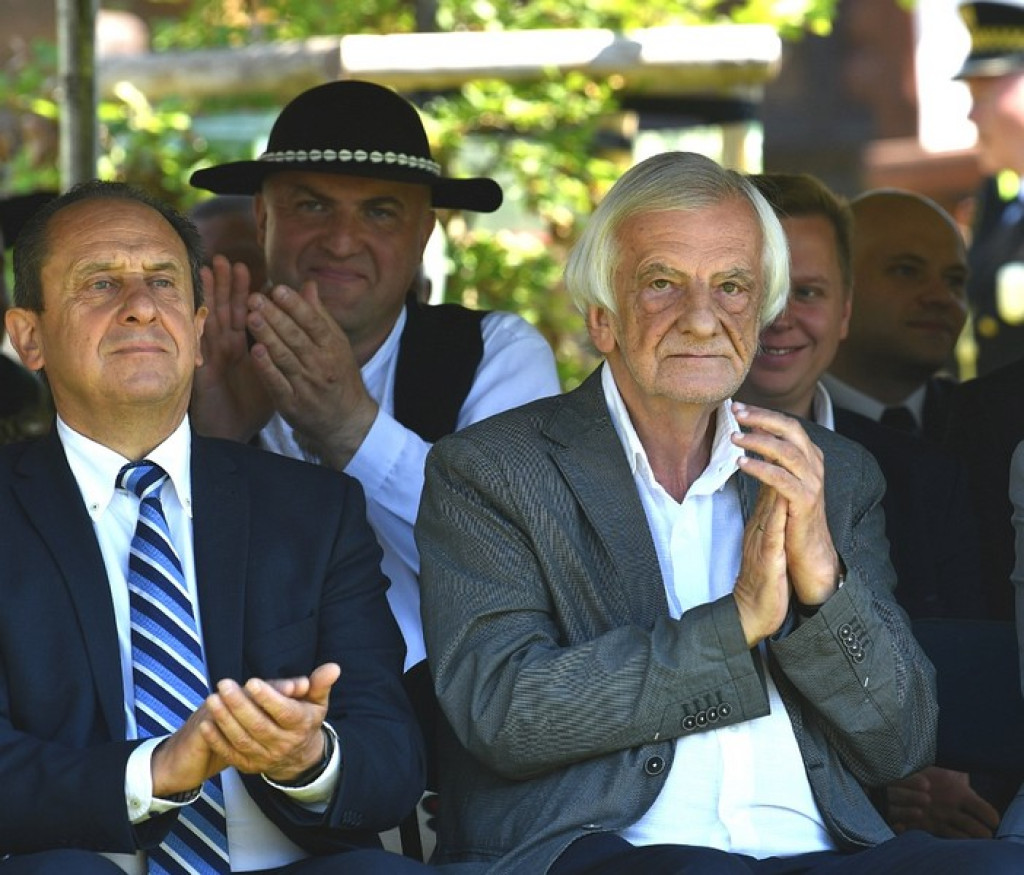 Wojskowe ślubowanie na Równi Krupowej