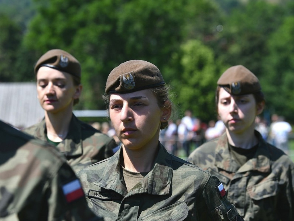 Wojskowe ślubowanie na Równi Krupowej