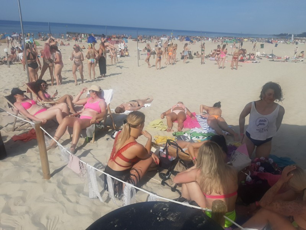 Podhalańskie tancerki nad Bałtykiem