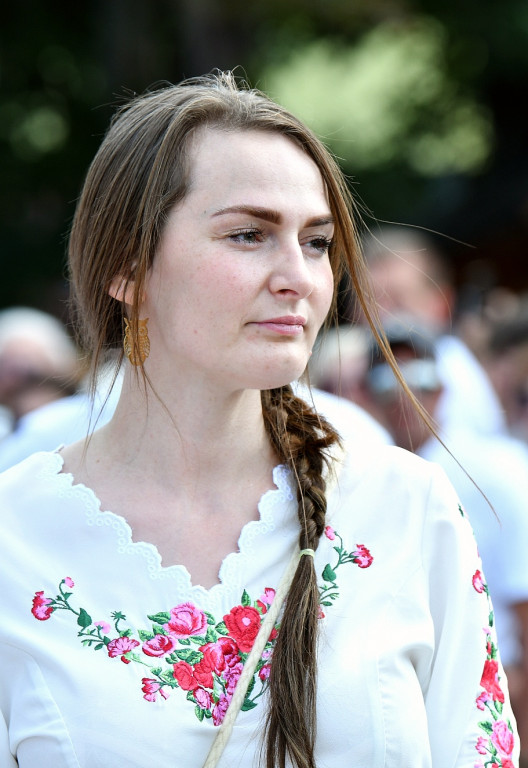 Korowód na rozpoczęcie Międzynarodowego Festiwalu Folkloru Ziem Górskich