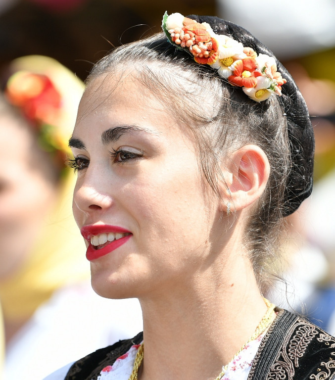 Korowód na rozpoczęcie Międzynarodowego Festiwalu Folkloru Ziem Górskich