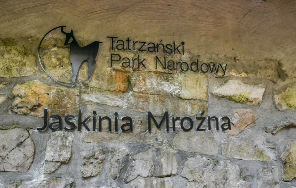Jaskinia Mroźna otwarta po remoncie