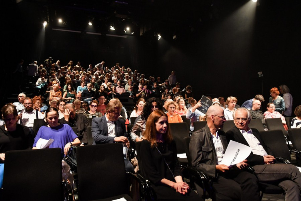 Mela Koteluk w Teatrze Witkacego