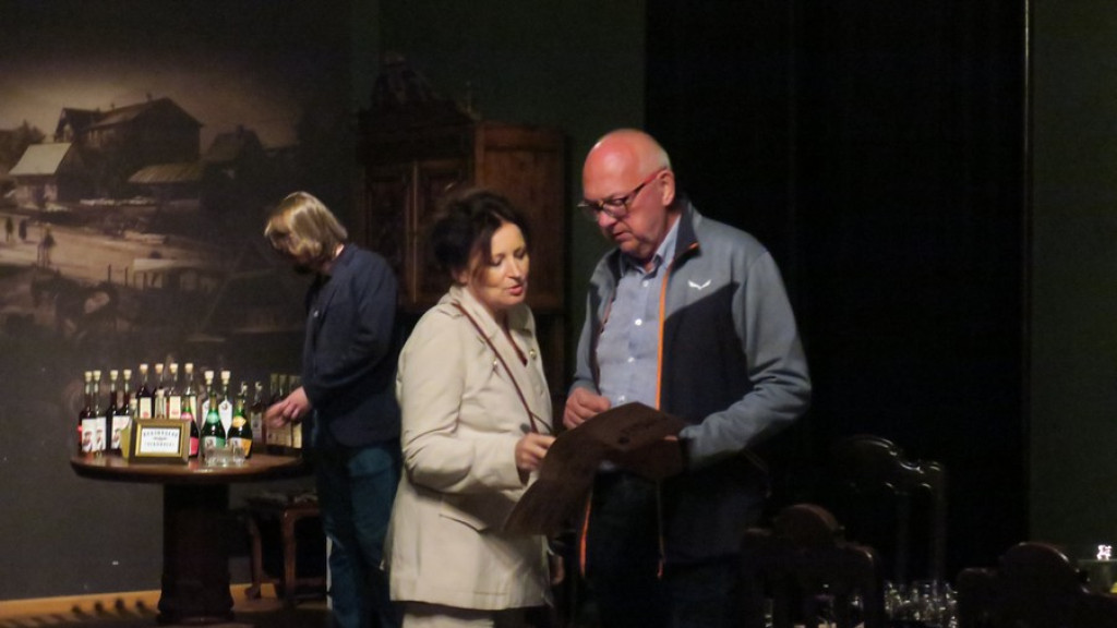 W Pępku Świata Teresa Iwanejko-Tarczyńska