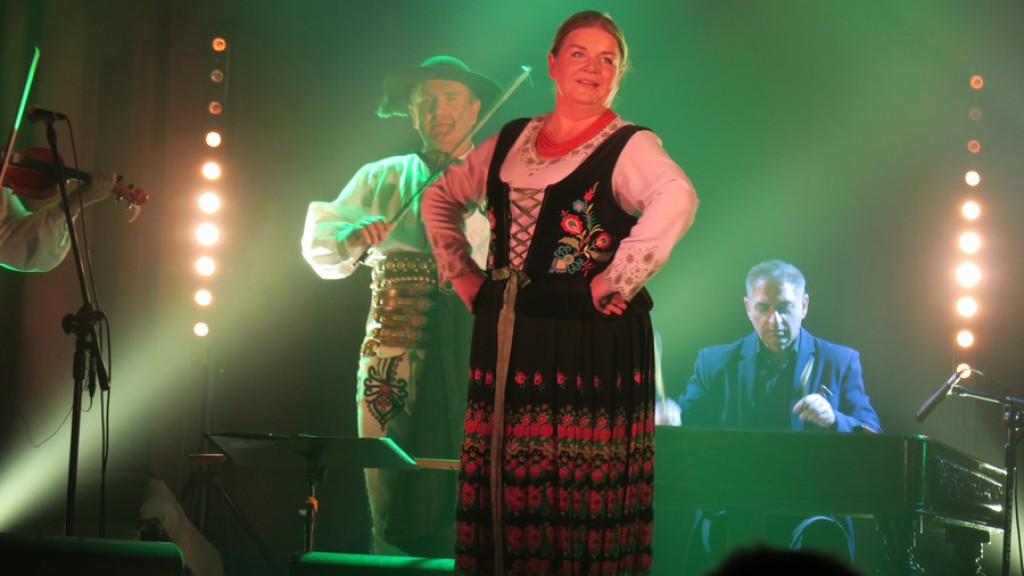 Trebunie-Tutki - Górom