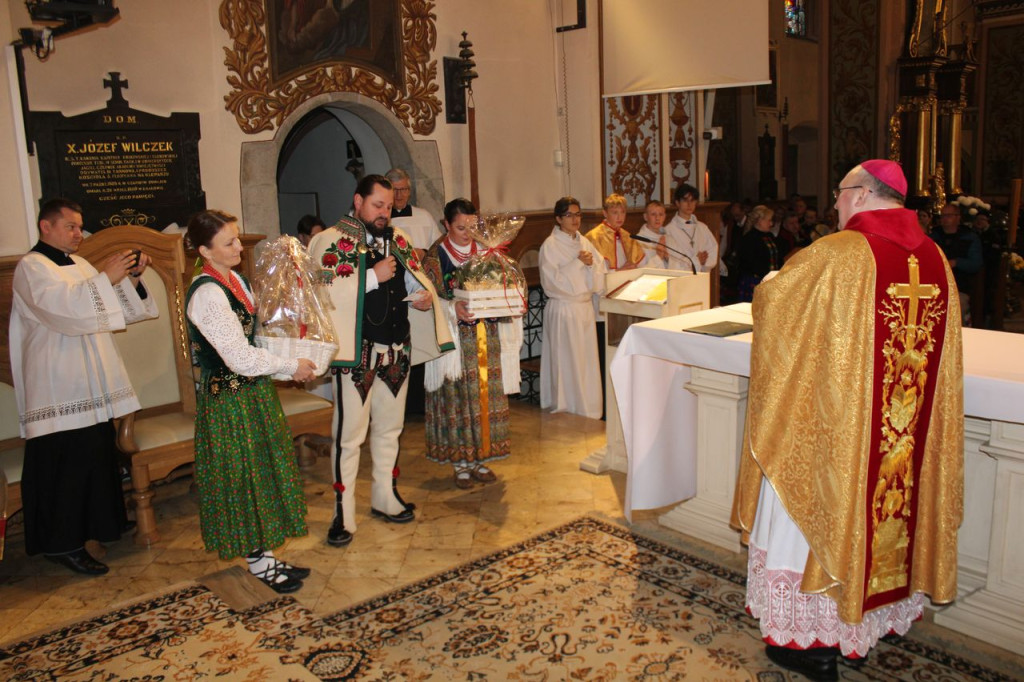 Szkoła z patronem - wielkie świętowanie w Czarnym Dunajcu