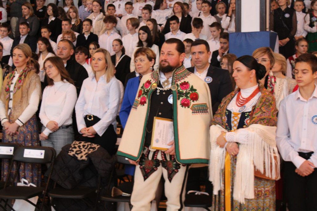 Szkoła z patronem - wielkie świętowanie w Czarnym Dunajcu