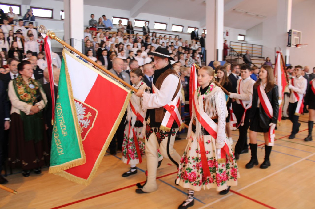 Szkoła z patronem - wielkie świętowanie w Czarnym Dunajcu