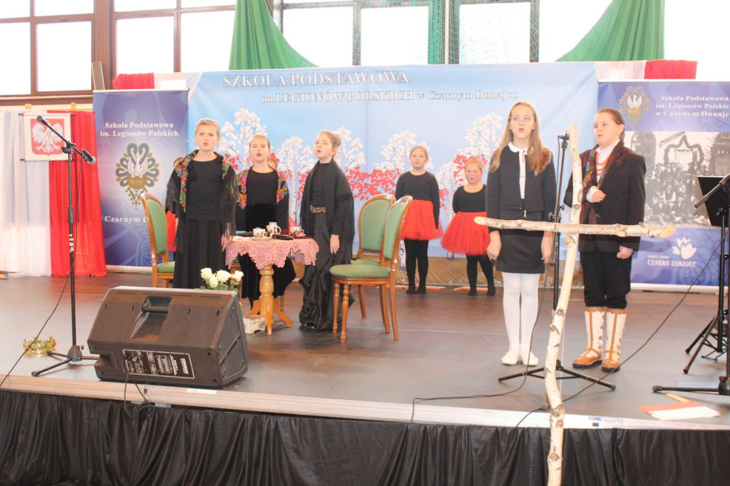 Szkoła z patronem - wielkie świętowanie w Czarnym Dunajcu