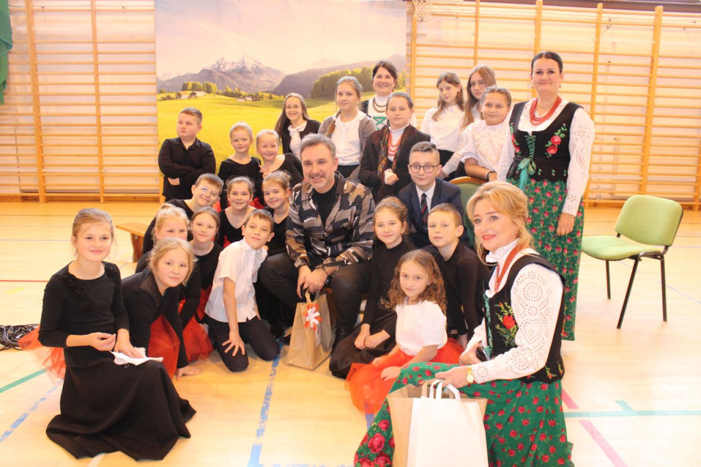 Szkoła z patronem - wielkie świętowanie w Czarnym Dunajcu