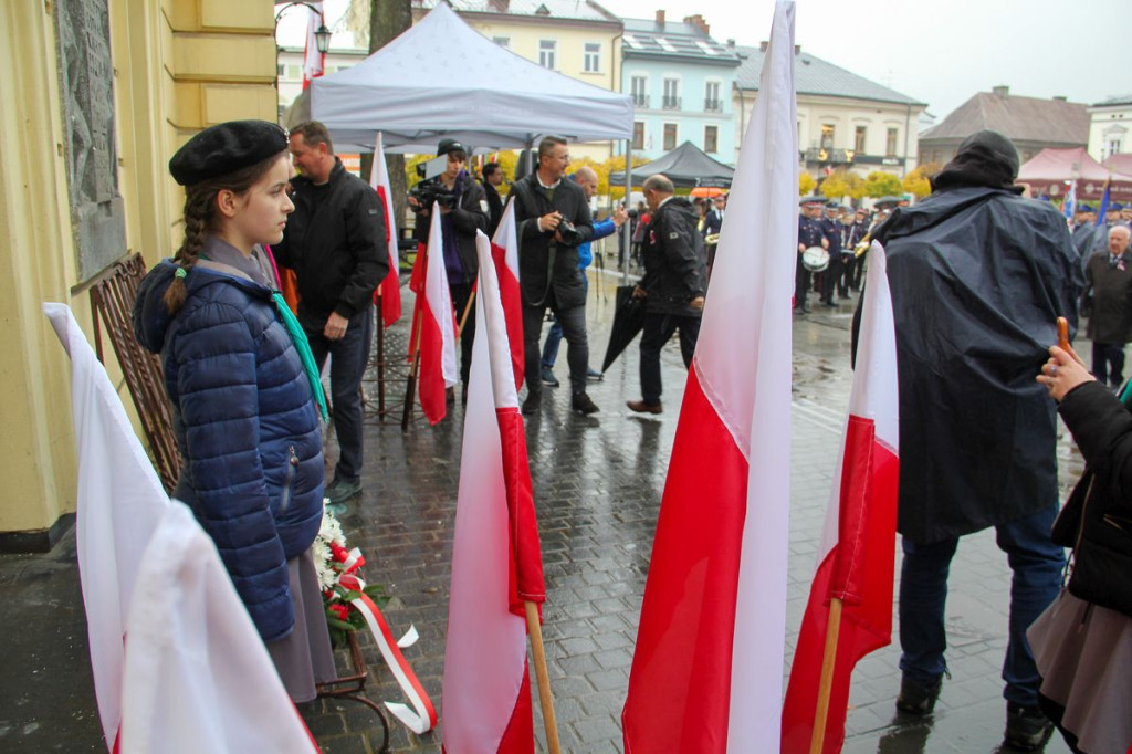11 Listopada na nowotarskim Rynku.