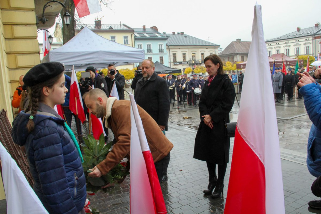 11 Listopada na nowotarskim Rynku.