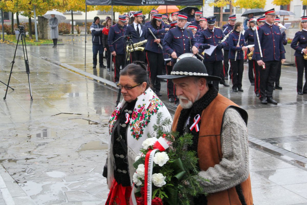 11 Listopada na nowotarskim Rynku.