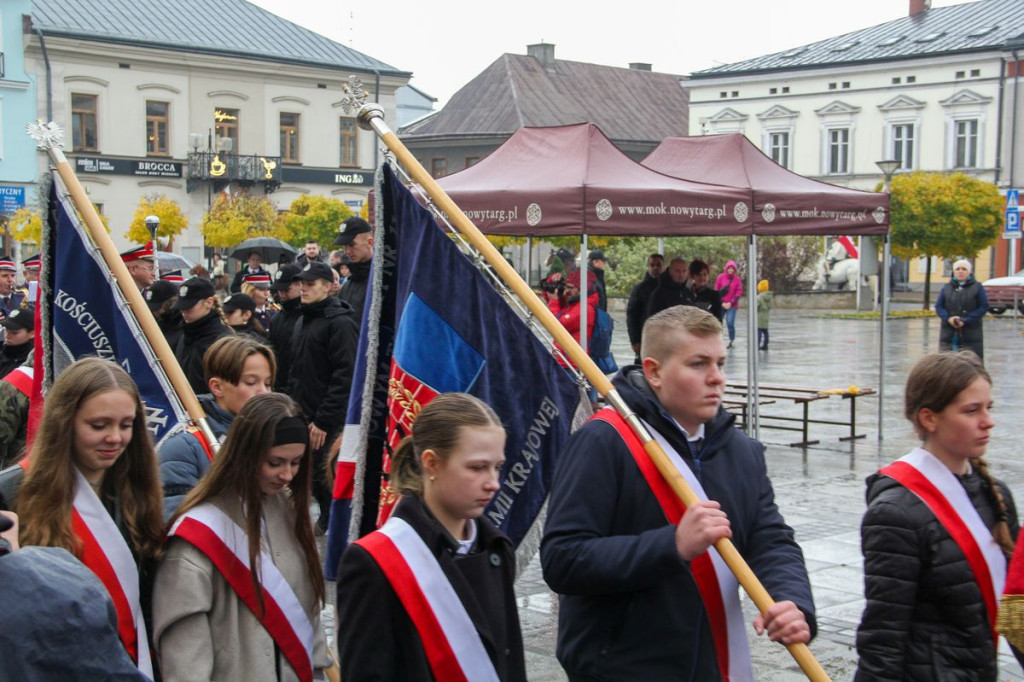 11 Listopada na nowotarskim Rynku.