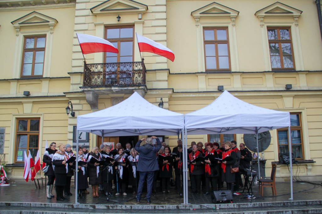 11 Listopada na nowotarskim Rynku.