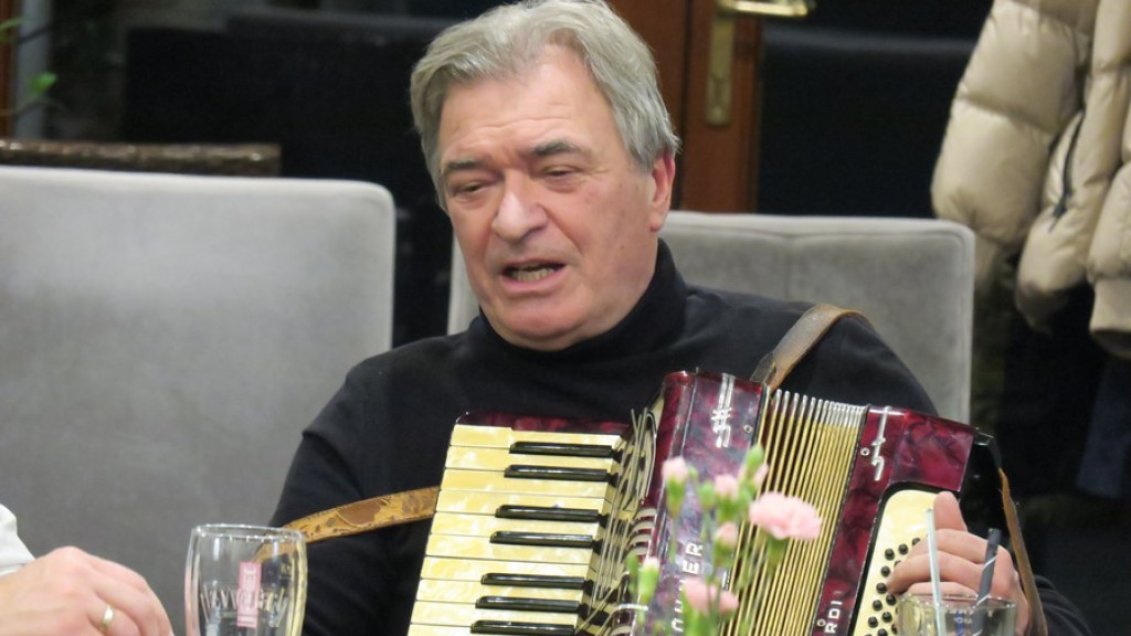 Szkolne urodziny w "Kmicicu"
