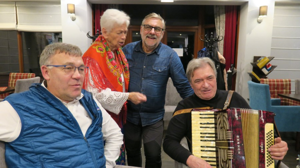 Szkolne urodziny w "Kmicicu"