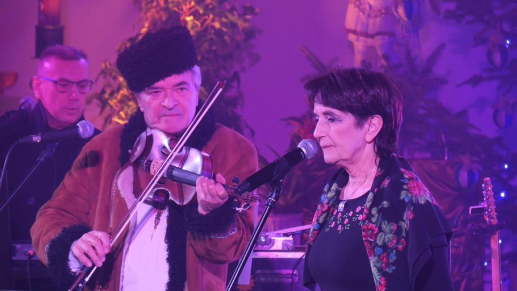 Kolędowanie z "Krywaniem"
