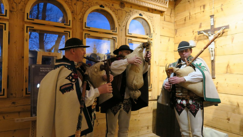 Kto krzyż odgadnie, ten nie upadnie