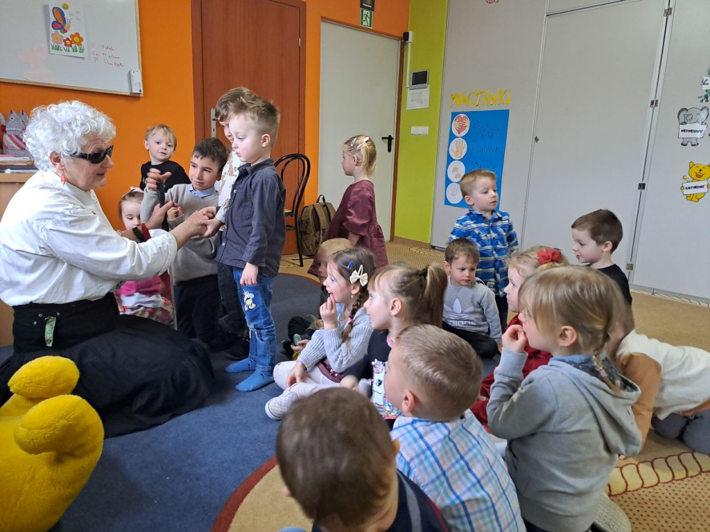 Świat, w którym nie widać nic czyli Barbara Sowińska w przedszkolu