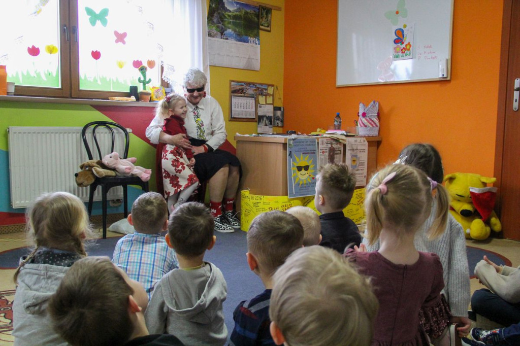Świat, w którym nie widać nic czyli Barbara Sowińska w przedszkolu