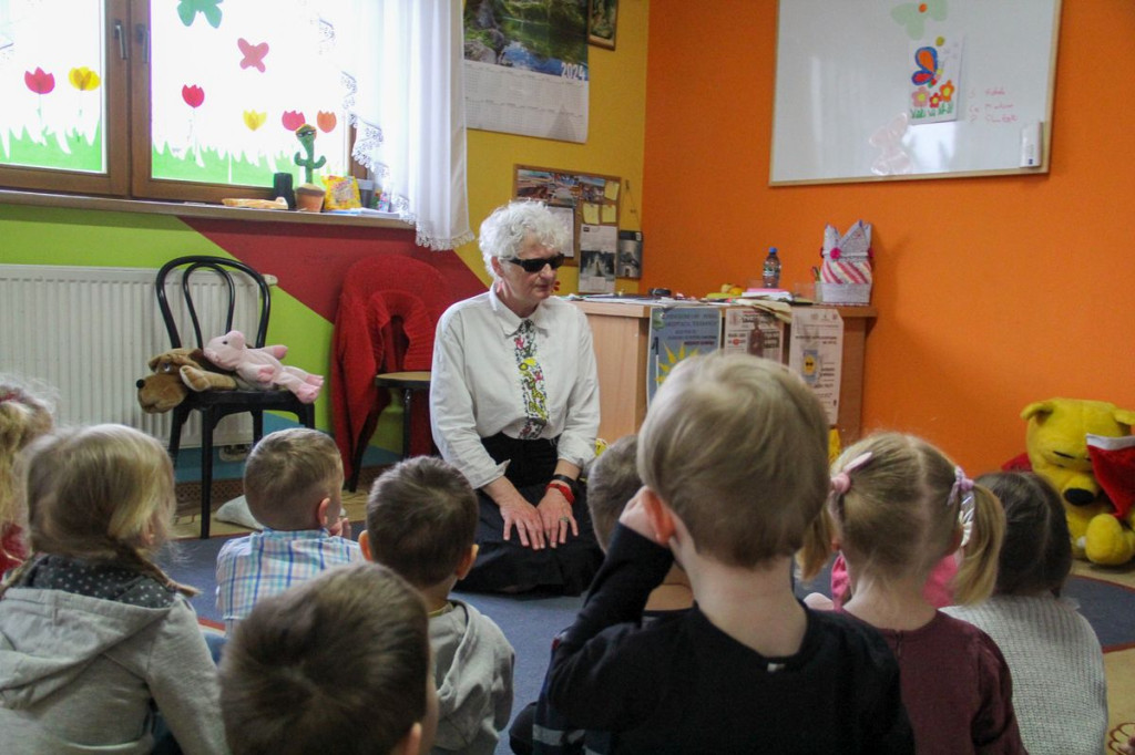 Świat, w którym nie widać nic czyli Barbara Sowińska w przedszkolu