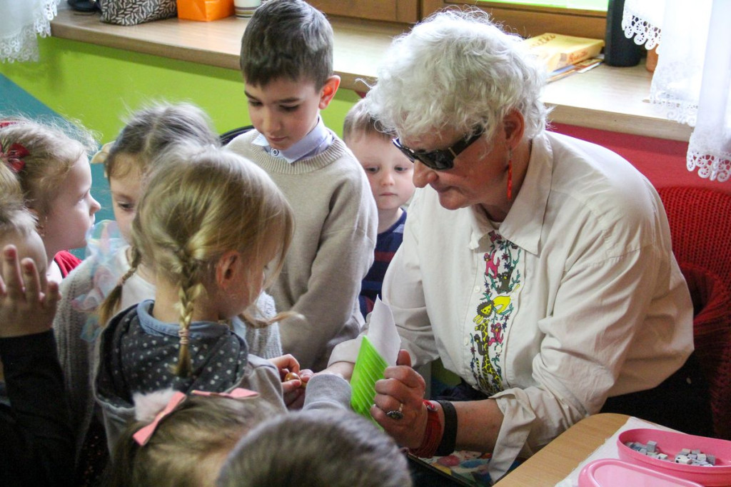 Świat, w którym nie widać nic czyli Barbara Sowińska w przedszkolu