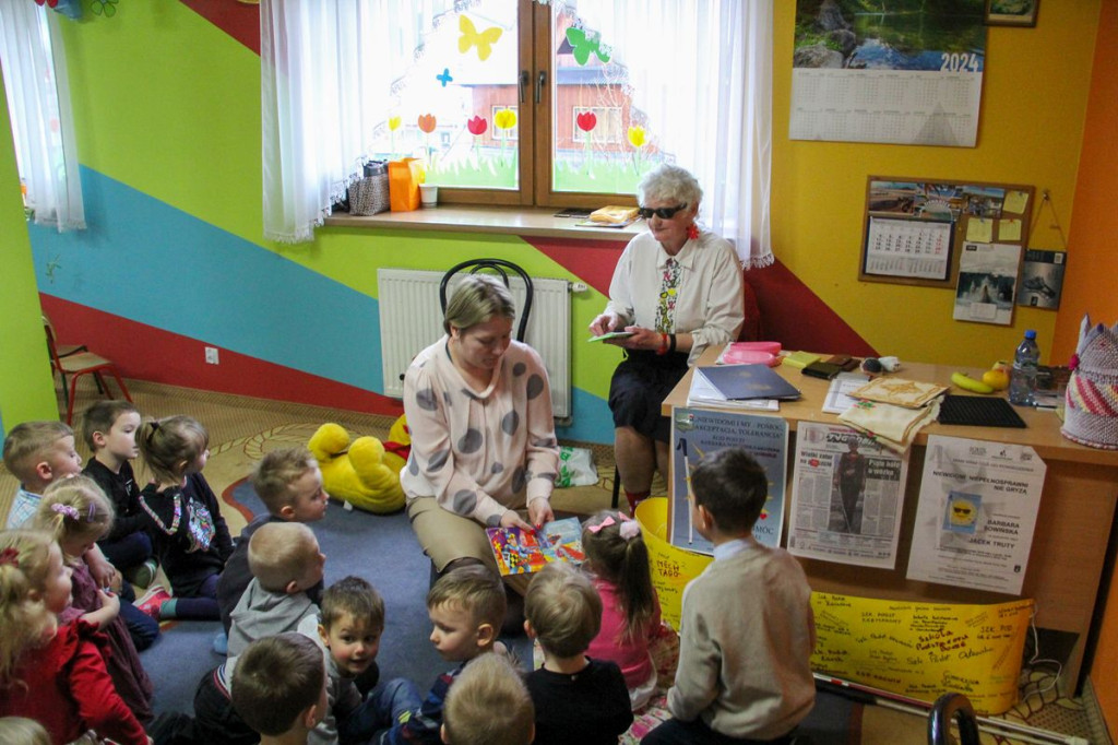 Świat, w którym nie widać nic czyli Barbara Sowińska w przedszkolu
