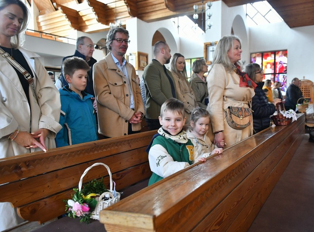 Zakopane, święconka w parafii Świętego Krzyża