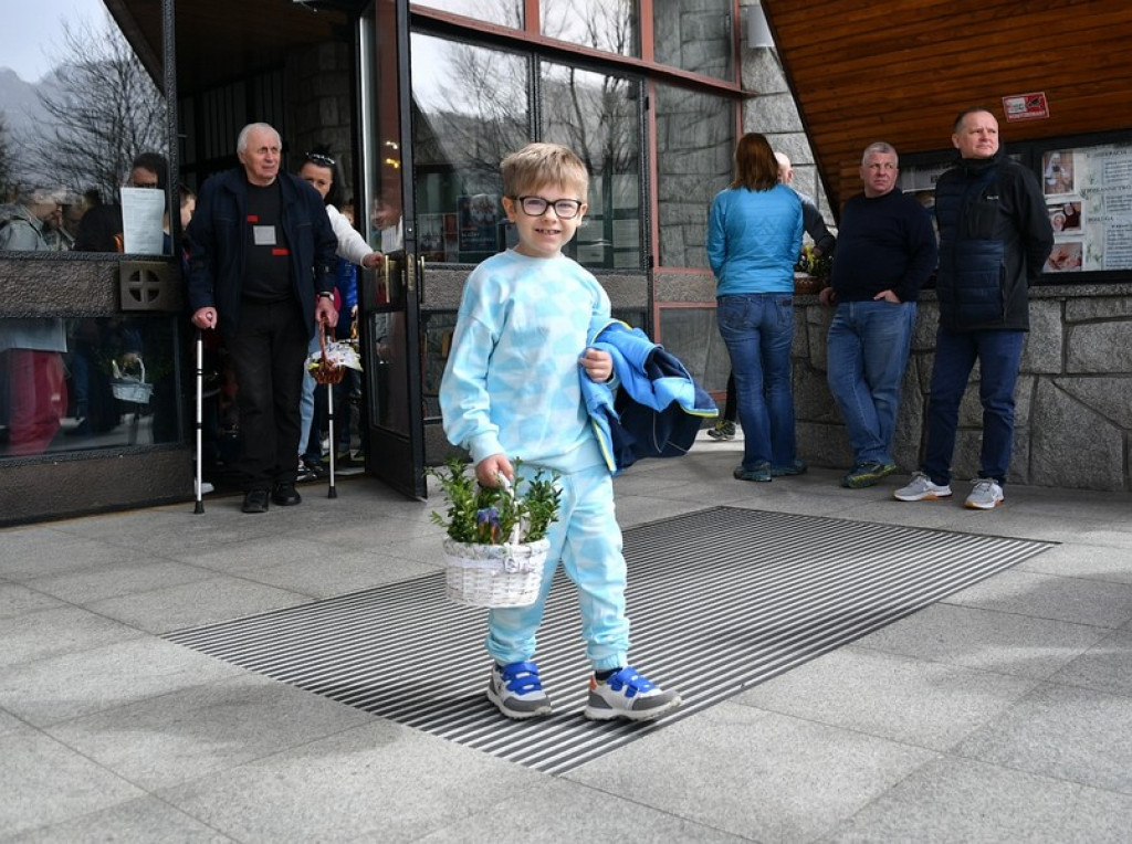Zakopane, święconka w parafii Świętego Krzyża