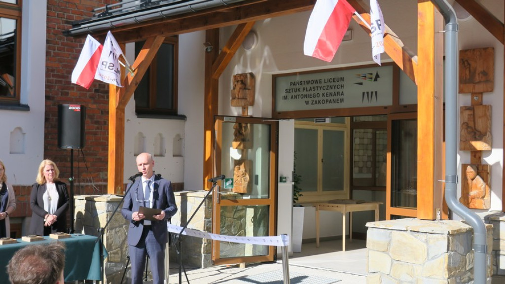 Szkoła Kenara po wielkim remoncie