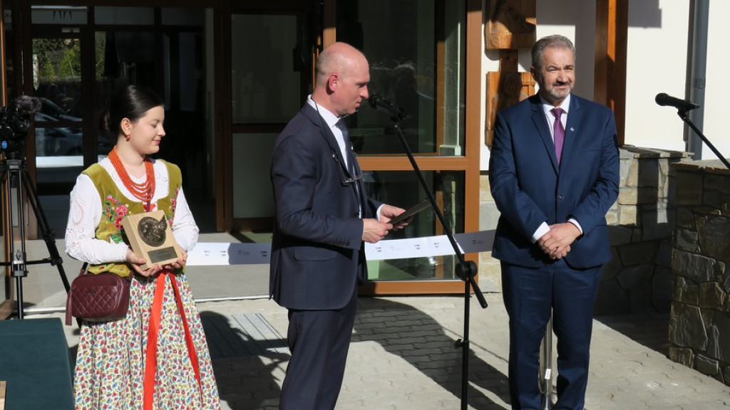 Szkoła Kenara po wielkim remoncie