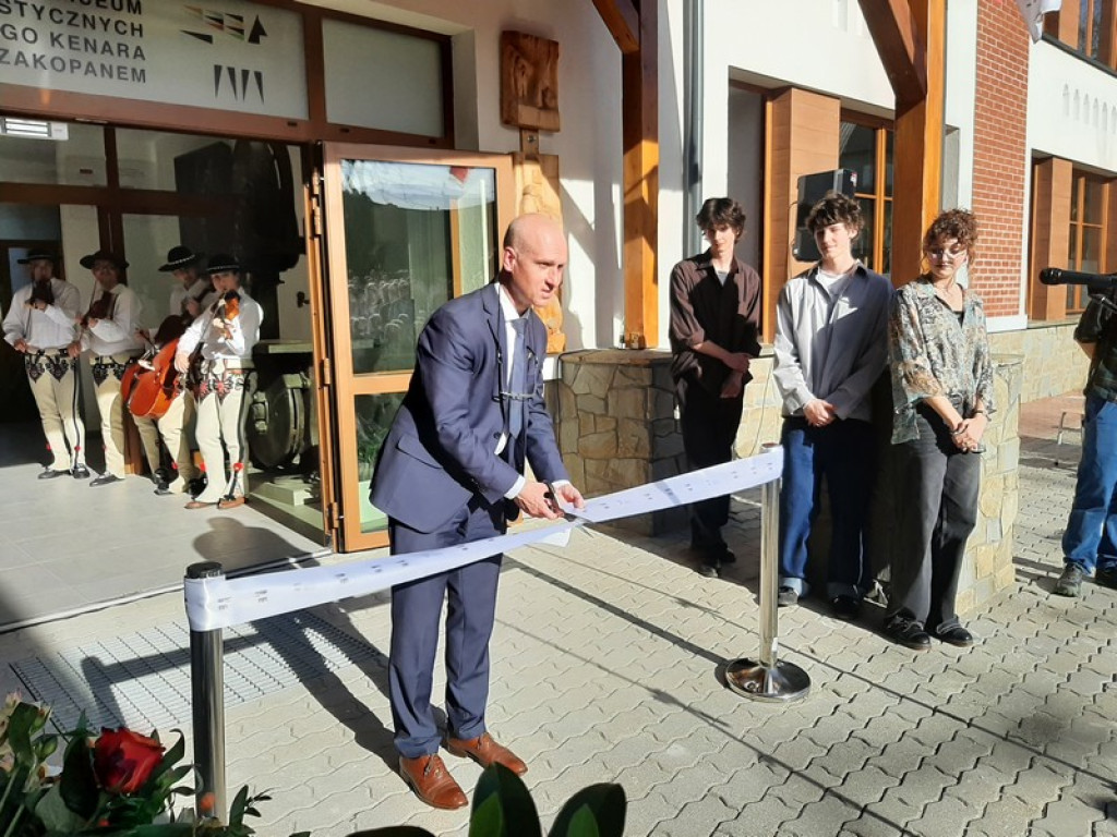 Szkoła Kenara po wielkim remoncie