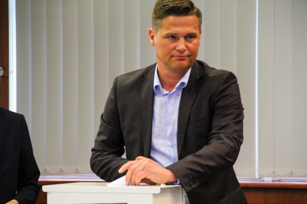 Pierwsza sesja rady miasta w Nowym Targu i pierwsze głosowania