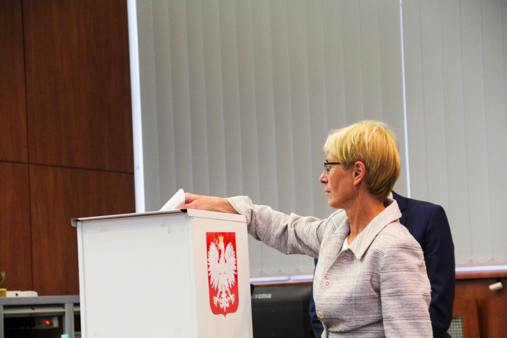 Pierwsza sesja rady miasta w Nowym Targu i pierwsze głosowania