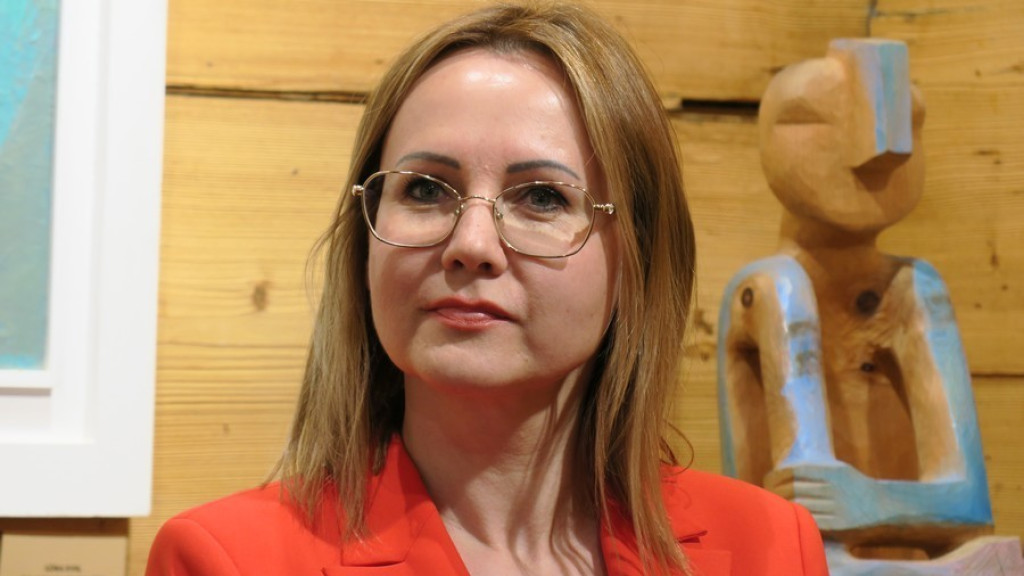Realizm romantyczny w Czerwonym Dworze