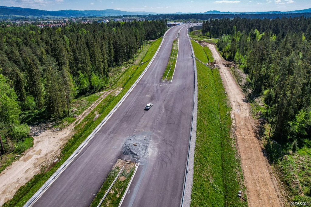 Zobaczcie jak wygląda nowa zakopianka z lotu ptaka. Kiedy będzie gotowa?