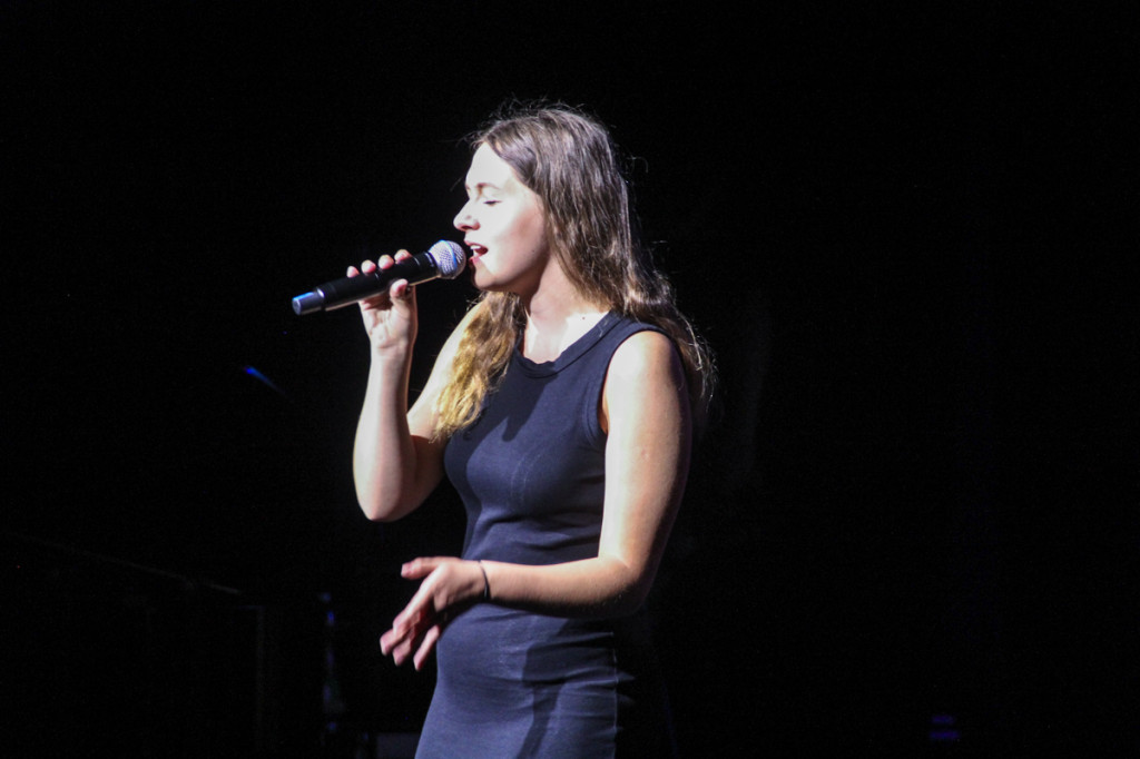 Pola Nadziei i koncert Liceum Goszczyńskiego w MCK-u