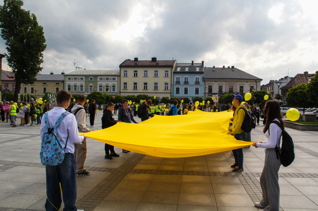Pola Nadziei i koncert Liceum Goszczyńskiego w MCK-u