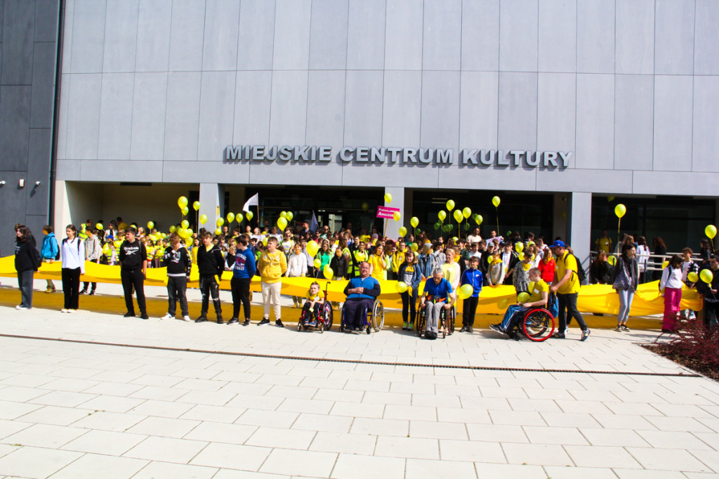 Pola Nadziei i koncert Liceum Goszczyńskiego w MCK-u