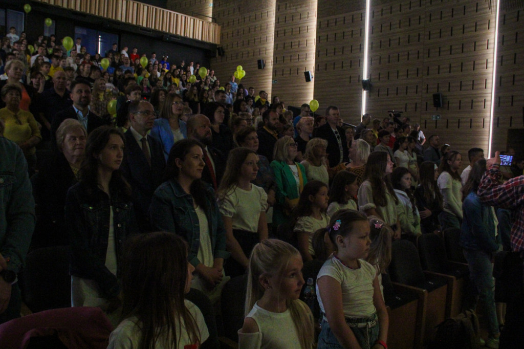 Pola Nadziei i koncert Liceum Goszczyńskiego w MCK-u