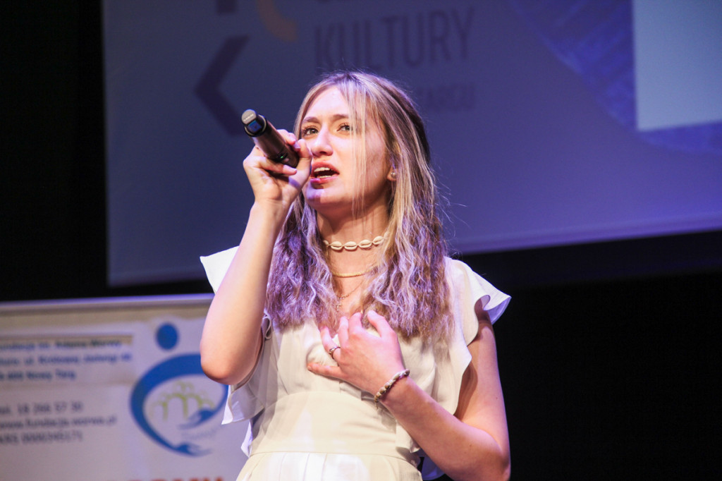 Pola Nadziei i koncert Liceum Goszczyńskiego w MCK-u