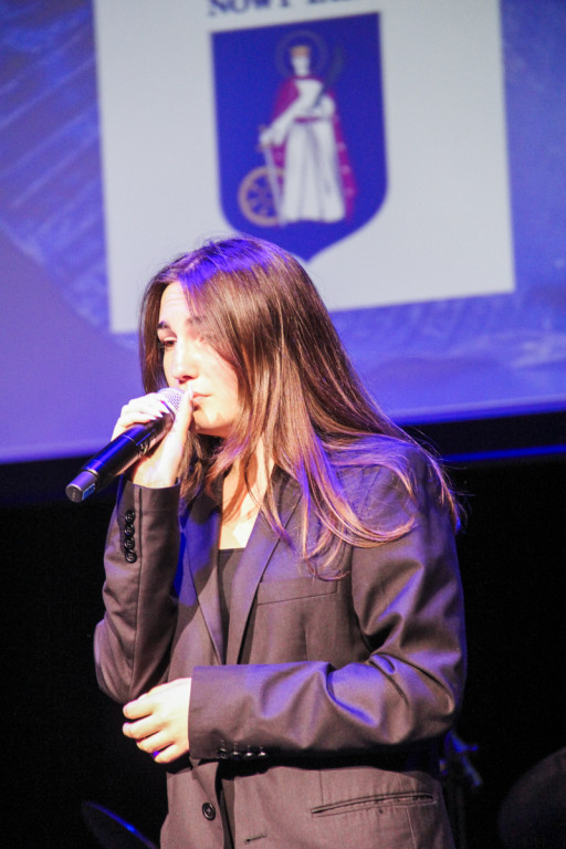 Pola Nadziei i koncert Liceum Goszczyńskiego w MCK-u