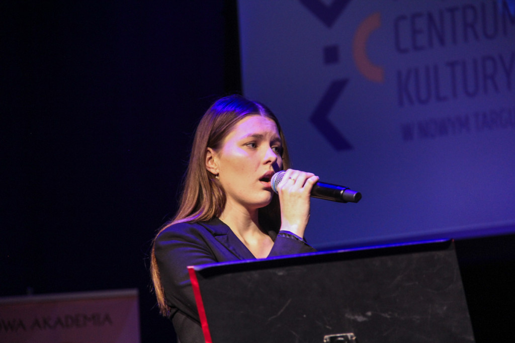 Pola Nadziei i koncert Liceum Goszczyńskiego w MCK-u