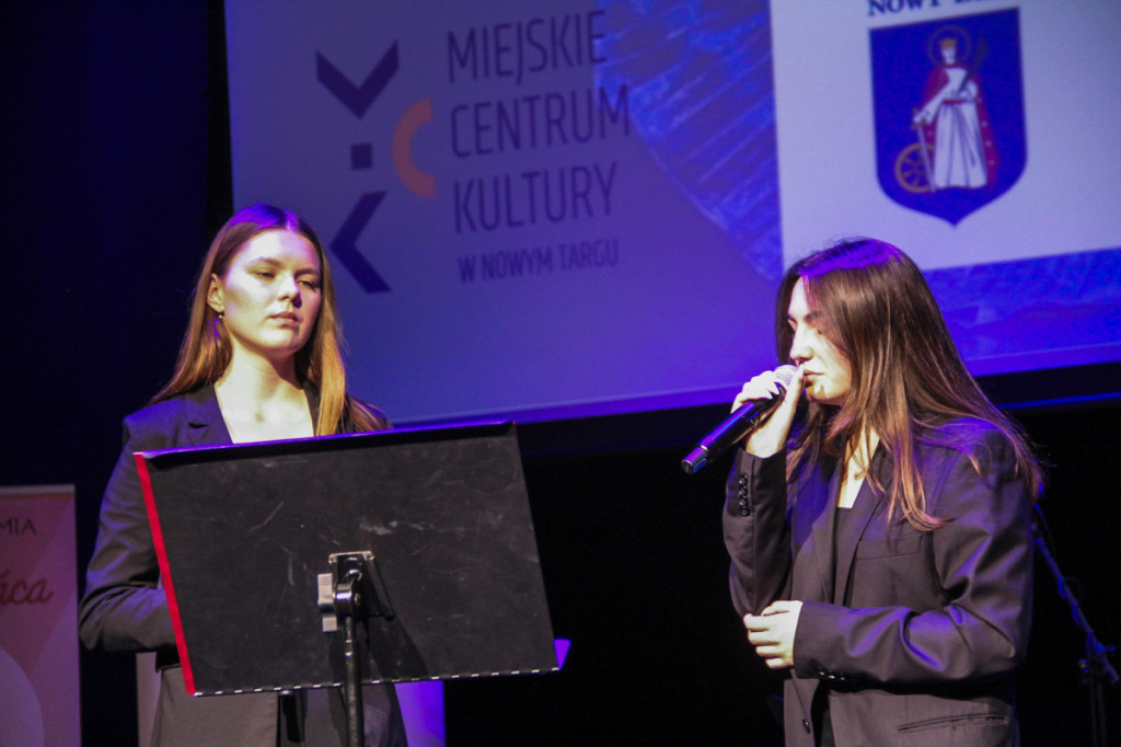 Pola Nadziei i koncert Liceum Goszczyńskiego w MCK-u