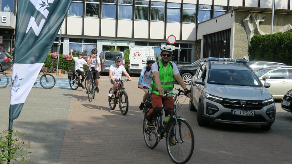 Uczniowski Rajd Rowerowy Zakopane - Rzeszów wystartował