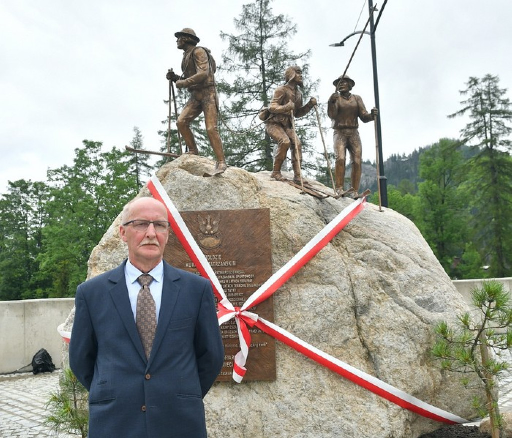 Pomnik Kurierów Tatrzańskich w Kuźnicach