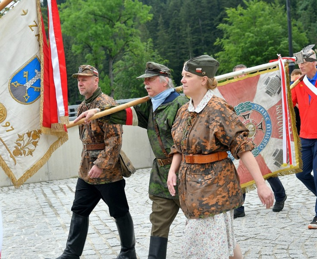 Pomnik Kurierów Tatrzańskich w Kuźnicach