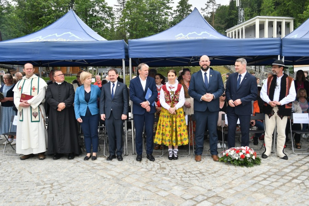 Pomnik Kurierów Tatrzańskich w Kuźnicach
